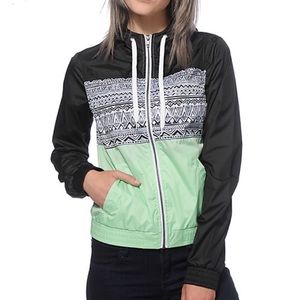 ZUMIEZ windbreaker jacket. Size L